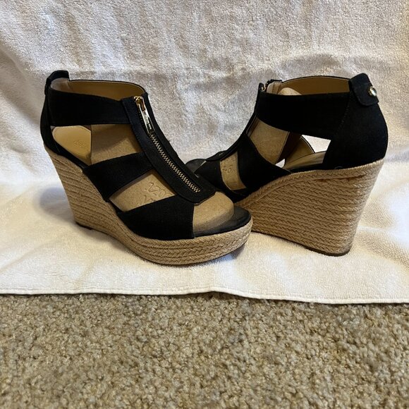 Michael Kors Sandals - Picture 4 of 5